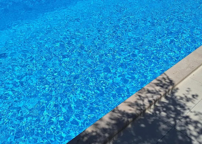 Family Friendly Oros Medulin, With Pool, Ggd *