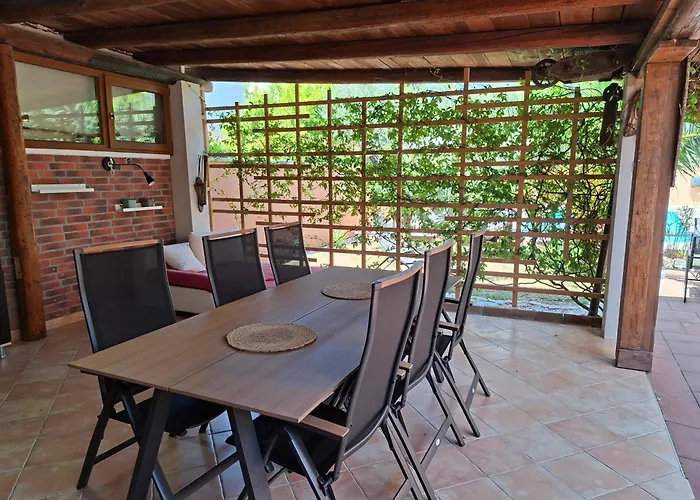 Family Friendly Oros Medulin, With Pool, Ggd * Medulin