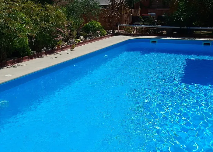 Apartman Family Friendly Oros Medulin, With Pool, Ggd