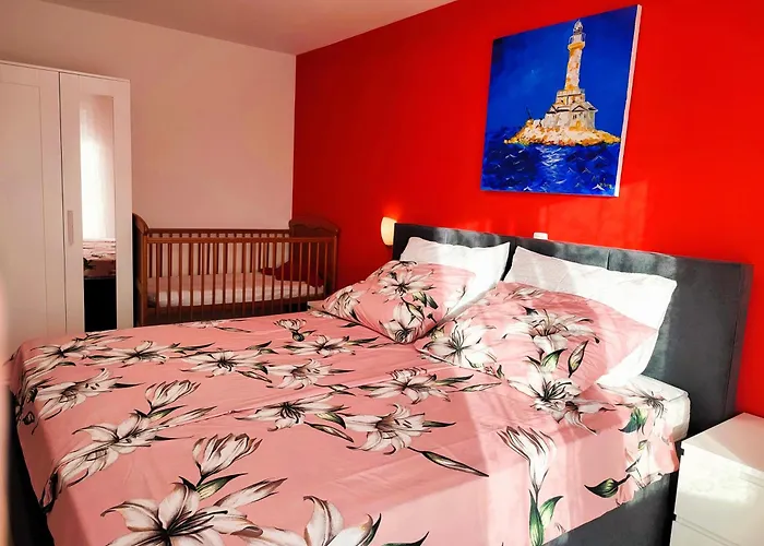 Family Friendly Oros Medulin, With Pool, Ggd Apartman